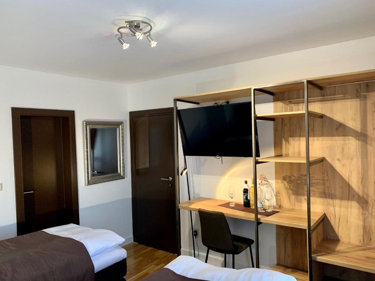 Motel Kiwi Grude Eksteriør bilde