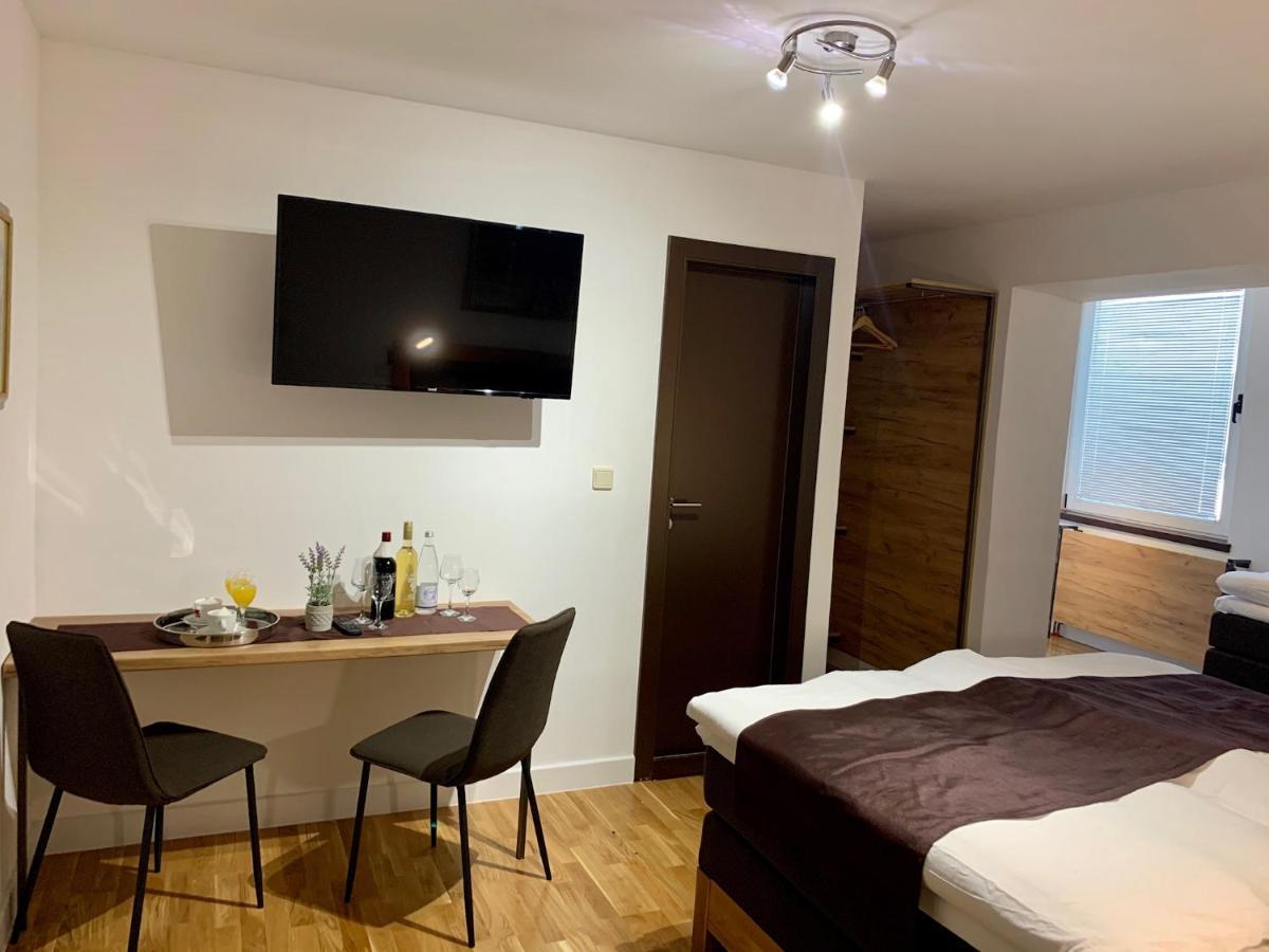 Motel Kiwi Grude Eksteriør bilde