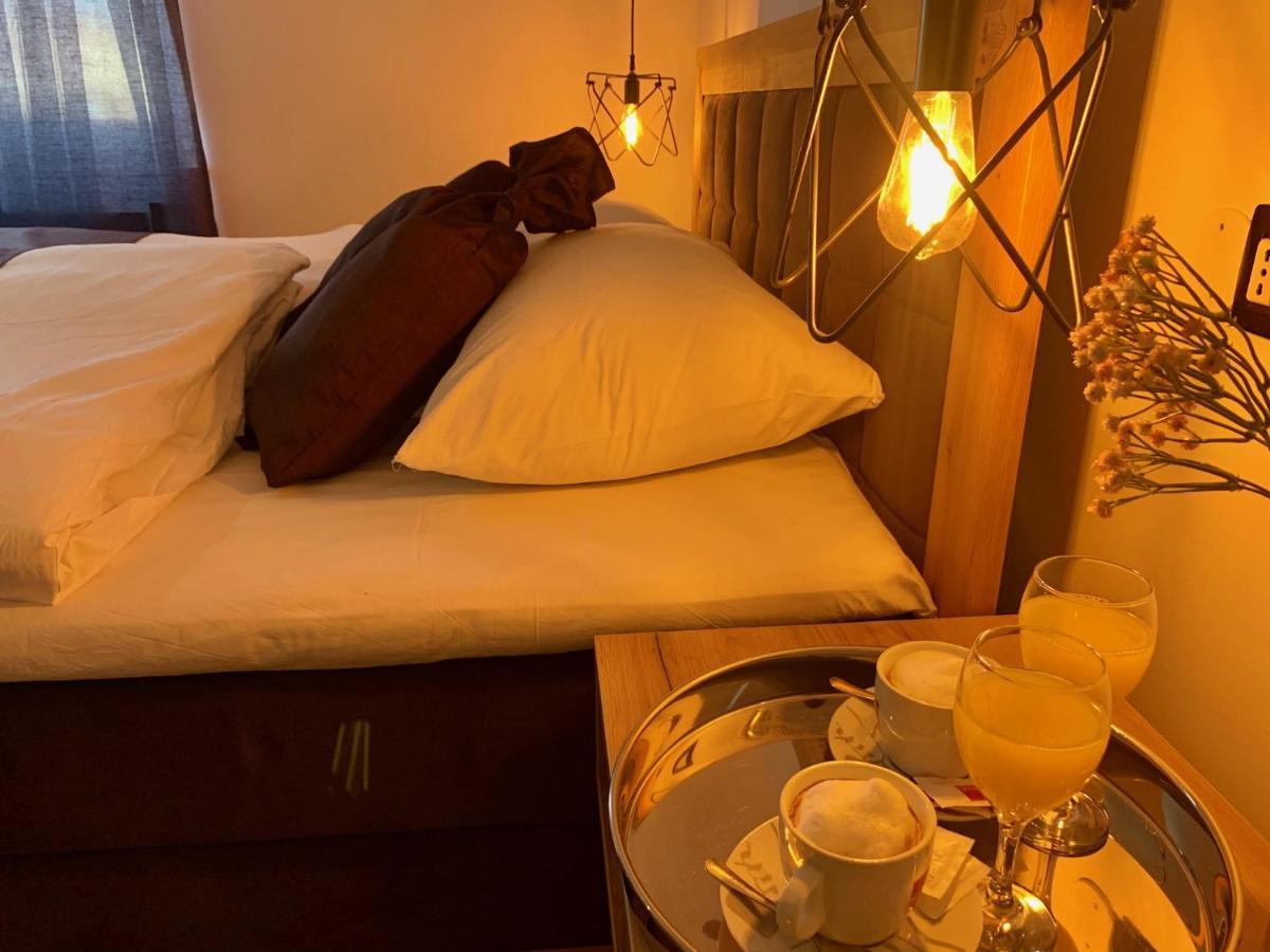 Motel Kiwi Grude Eksteriør bilde